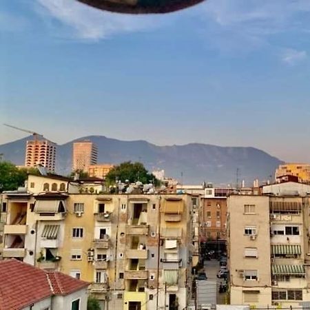 Apartamento Cozyflat In The Middle Of Tirana Exterior foto