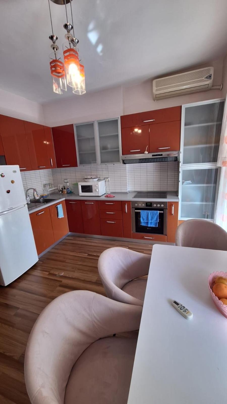 Apartamento Cozyflat In The Middle Of Tirana Exterior foto